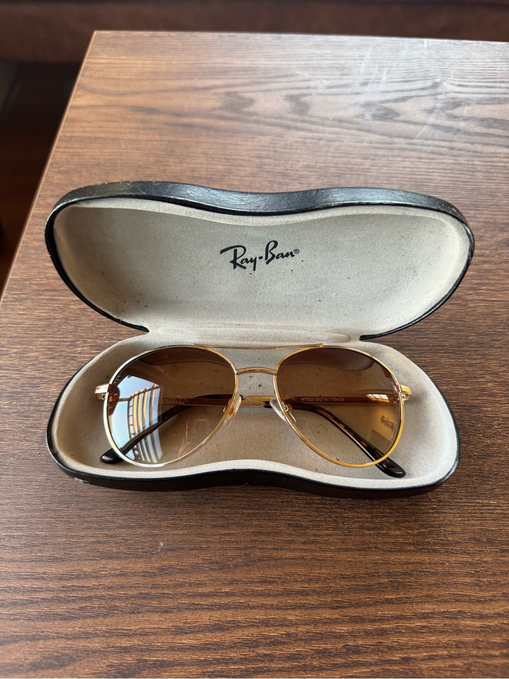 Ray-Ban Gold Aviator Sunglasses with Brown Lenses